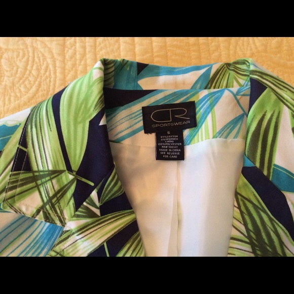 Nice Spring Jacket - Picture 3 of 5